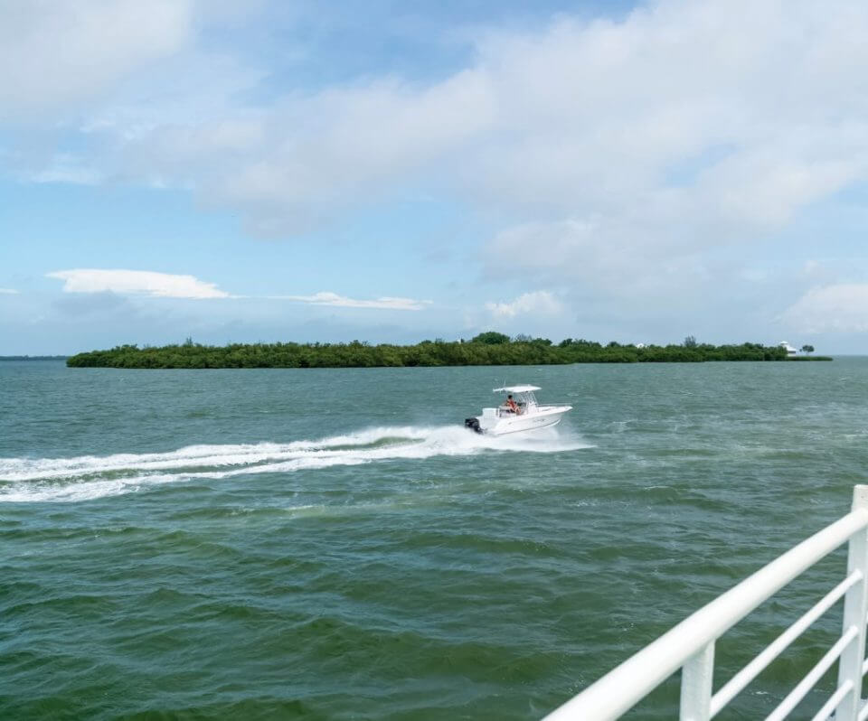 Worlds Away Cabbage Key Inn & Restaurant