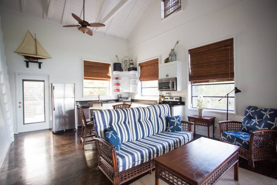 Rental Cottages Cabbage Key Inn & Restaurant