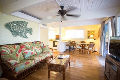 Snook Cottage living room 3 bed two bath rental cottage